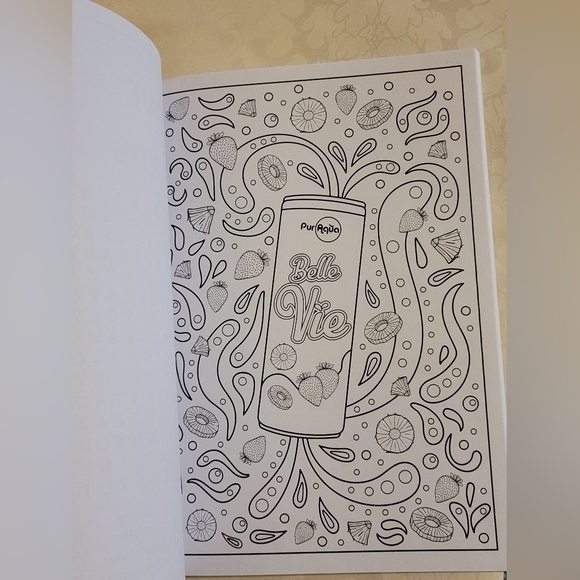 🍂*LAST ONE* ALDI Super Fan Adult Coloring Book w Keychain - Picture 9 of 15